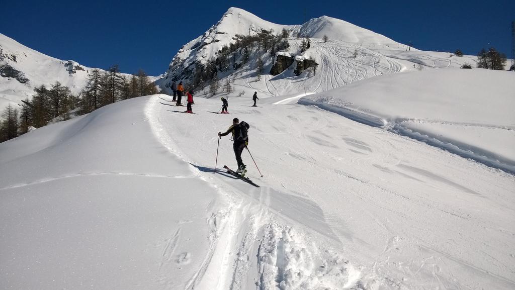 Le Coin Des Melezes - Nature & Trek - Camere In Baita Di Montagna บรุสซอน ภายนอก รูปภาพ